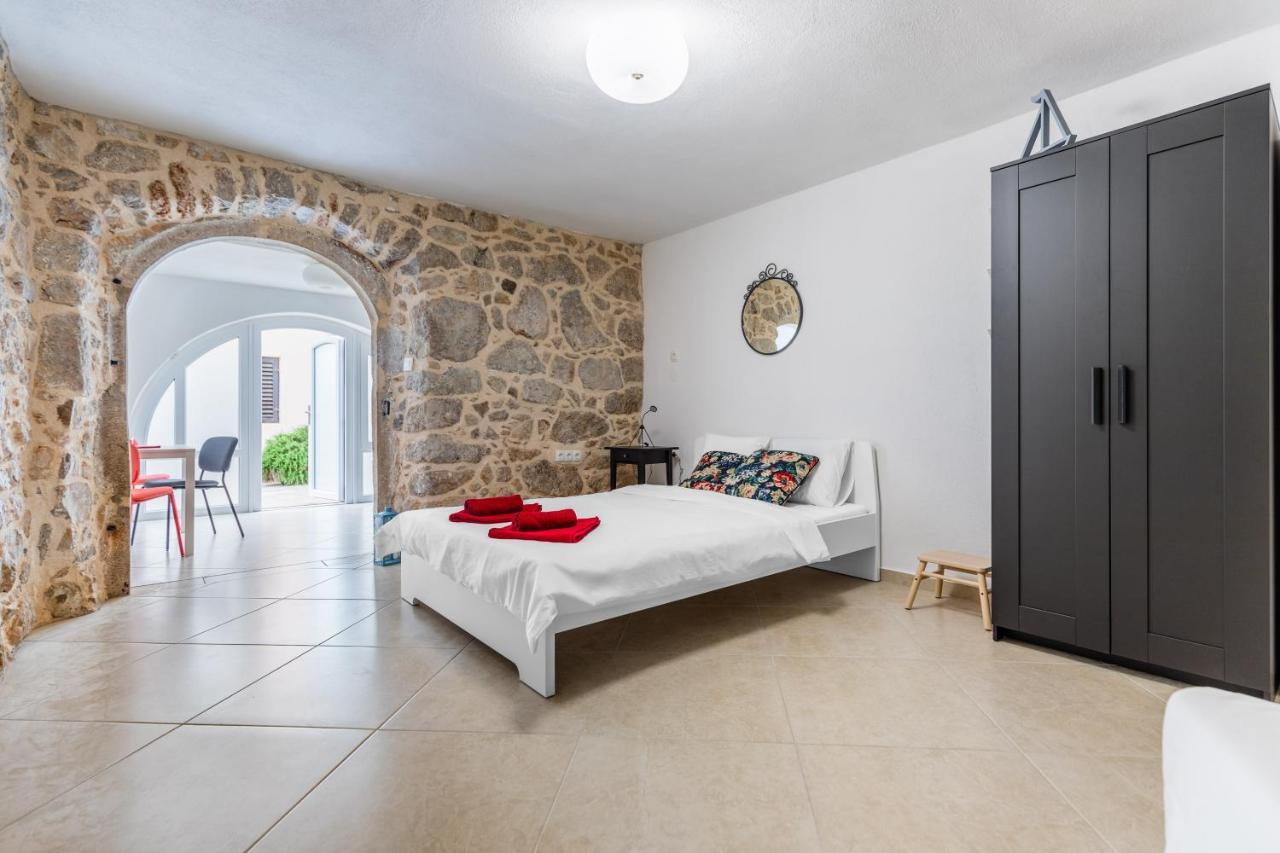 Apartman Otto Пунат Экстерьер фото